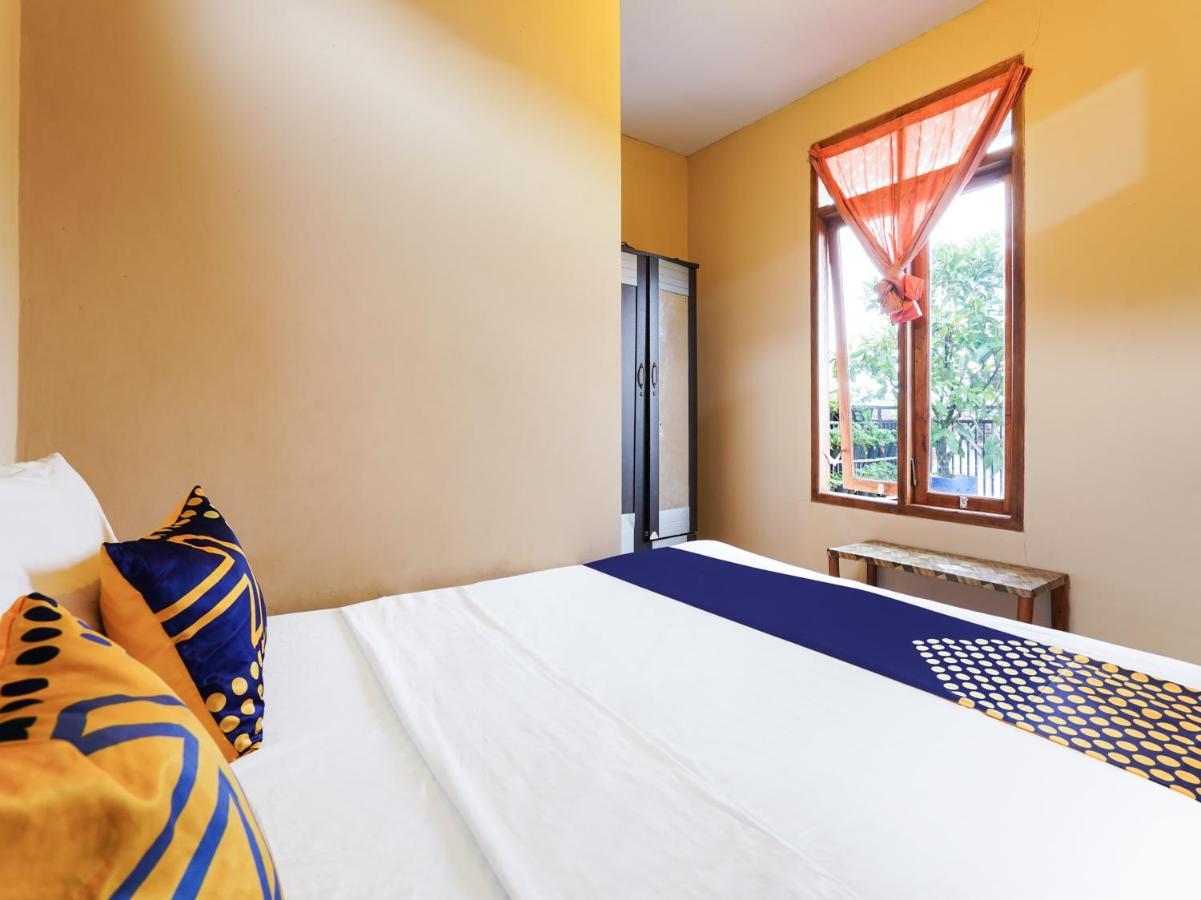 Oyo Homes 91008 Eco Tourism Desa Cibodas Babakan Gentong 1 Syariah Hotel 2*
